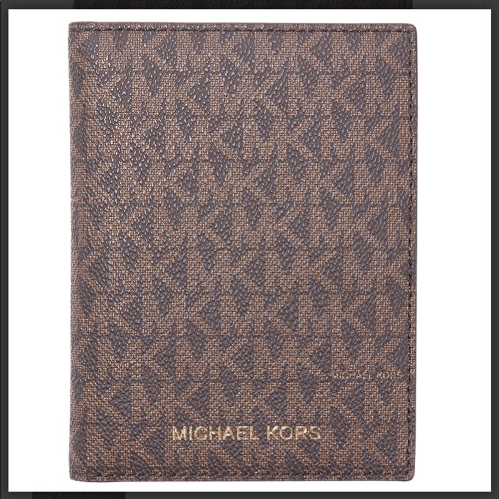 Michael Kors bedford travel passport wallet